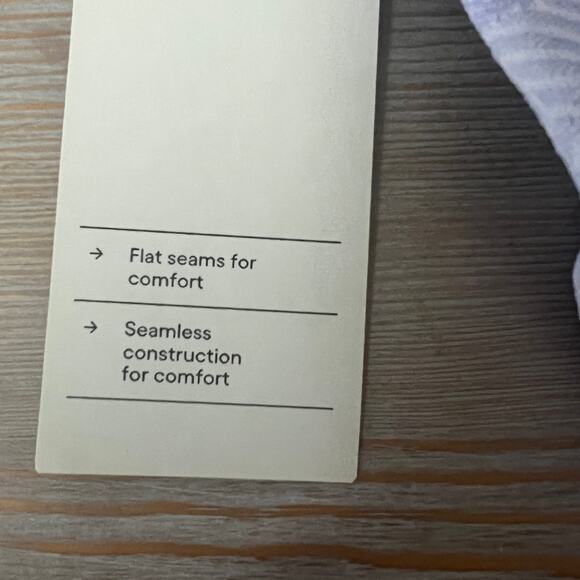 All in Motion Girls' Purple Floral Seamless Textured Bra - Size XL - NWT - Picture 5 of 5